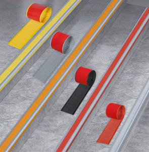 Profilo Antiscivolo a L in PVC per Gradini con Spessore di 3mm, Colore Personalizzabile e Servizio di Taglio - Product Image 3