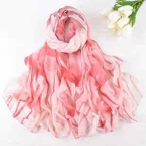 Fábrica al por mayor nuevo estilo versátil de alta calidad hilo balinés estampado de flores bufanda cálida ligera transpirable para mujer