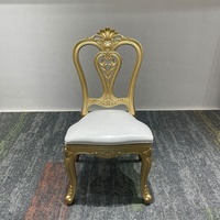 Robuste Barock-Stühle mit Geschnitzter Rückenlehne aus Goldplastik für Luxuriöse Königliche Hochzeiten und Festliche Anlässe