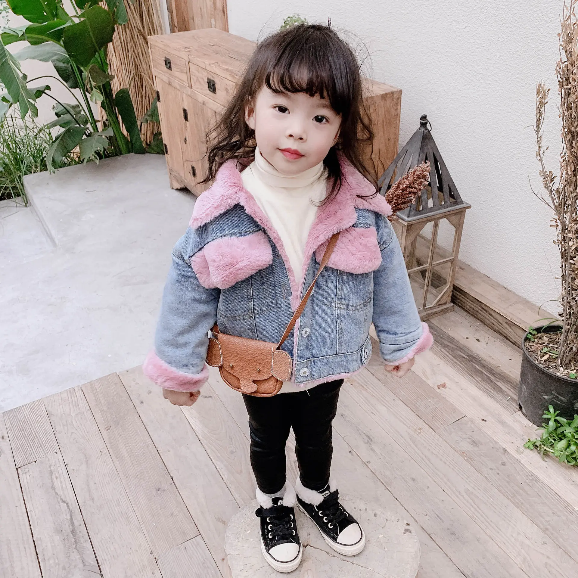 Novo Bebê Do Inverno Da Menina Jaqueta Jeans Além de Veludo Casaco de Pele Quente Da Criança Da Menina do Algodão Outwear 1-6 Anos Crianças calças de Brim Meninas Parka