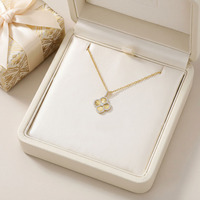 Fabricant de bijoux fins de haute qualité en gros, exportateur de bijoux en or jaune massif 14 carats, pendentif trèfle à quatre feuilles avec diamant naturel