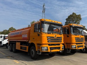 Camion-citerne diesel neuf et personnalisé de 10m³ à 25m³ en acier au carbone pour le transport de diesel, d'essence et de kérosène - Product Image 6