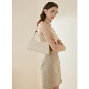 Haut de gamme personnalisé blanc style français dames sac à bandoulière noeud tressé sac pour femmes nouveau style luxe léger - Product Image 3