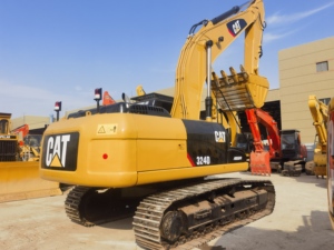 รถขุดตีนตะขาบ CAT 324D มือสองแท้ เครื่องจักรก่อสร้างมือสอง รุ่น 324D ขาย - Product Image 6