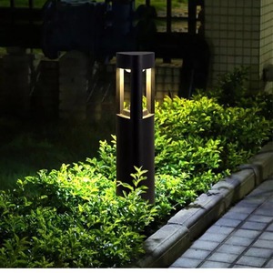 Luces LED de aluminio para jardín de 30 cm de altura con sensor de luz para iluminación de caminos exteriores - Product Image 4