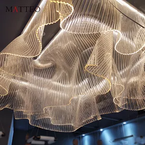 Plafonnier LED suspendu en acrylique, design moderne et personnalisé pour plafond haut