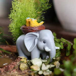 Figura de Elefante Pintada a Mano de Poliresina Artística de Lujo, Adorno de Jardín en Miniatura con Nido de Pájaros Amarillos para Patio Exterior - Product Image 3