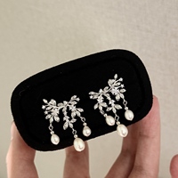 Anting-anting Mutiara Daun Cina Vintage 4-6mm Mutiara Air Tawar Alami Budidaya Zhuji Perhiasan Bunga Berlapis Emas Kuningan.