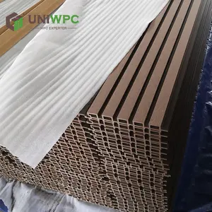 UNIWPCアンチUV WPC装飾木材サイディング外部プラスチック複合壁パネル屋外