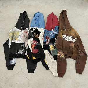 هودي رجالي ثقيل الوزن بسحاب، بتصميم ستريت وير مخصص، مزين بتطريز وطباعة ورسومات، مرصع بأحجار الراين، مغسول بتأثير الأحماض، من مصنعي الملابس - Product Image 1