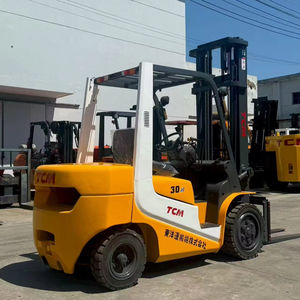 Montacargas Diésel TCM Usado de 3 Toneladas con Motor Diésel, Modelos FD30T4/FD30T5/FD30T6, Tipo Contrapesado, Garantía de 6 Meses - Product Image 1