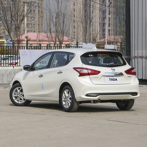 Nuevos coches más baratos Dongfeng NISSAN TIIDA 5 puertas 5 <span class=keywords><strong>plazas</strong></span> FWD coches de combustible 179 km/h precio de fábrica - Product Image 3