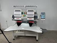 Máquina de bordado computarizada de dos cabezas usada, máquina de bordado de punto plano de doble cabeza de segunda mano, Motor de núcleo