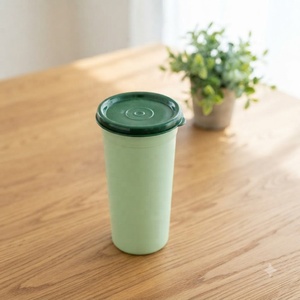 Gobelet en plastique à paroi simple Hacamy PP avec couvercle, vaisselle jetable légère pour boissons froides, jus, lait, thé - Product Image 1