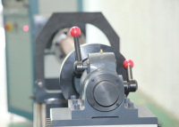 Machine d'équilibrage d'arbre de transmission