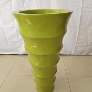 Maceta Grande de Fibra de Vidrio Estilo Nórdico Minimalista para Uso en Interiores y Exteriores con Orificio de Drenaje, Marca Quangui, 25L, Material Duradero - Product Image 5