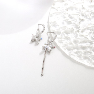 <span class=keywords><strong>Orecchini</strong></span> Pendenti KAVNAR in <span class=keywords><strong>Argento</strong></span> 925 Placcato Oro Bianco, Design Asimmetrico a Forma di Cane con Zirconi per Donne - Product Image 2