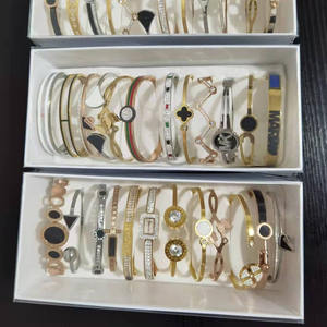 Assortiment de bracelets en acier inoxydable et <span class=keywords><strong>titane</strong></span> à prix réduit, designs variés et aléatoires, bijoux sans rouille - Product Image 5