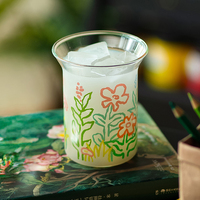 Nieuwe aanwinst: Koreaanse simpele graffiti glazen waterbeker, simpele handgetekende bloemenillustratie, koffiemok