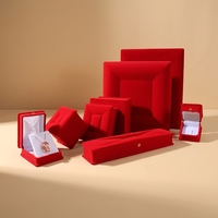 Boîte de rangement élégante rouge pour bijoux, collection de boîtes à bagues, boîte à boucles d'oreilles, insert amovible, présentoir pour colliers et bracelets