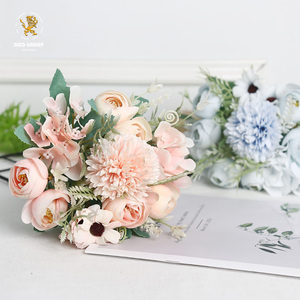 Decoración de Jardín <span class=keywords><strong>con</strong></span> Rosas Artificiales al por Mayor, Suministros para Proyectos de Paisajismo <span class=keywords><strong>con</strong></span> <span class=keywords><strong>Flores</strong></span> Artificiales para Fotografía de Bodas al Aire Libre - Product Image 3