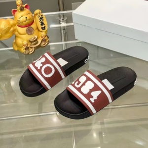 Sandales de plage pour hommes 2026, de luxe, de créateur, à enfiler, à bout ouvert, avec tige en PVC, semelle en caoutchouc, légères, confortables et à semelle épaisse - Product Image 3