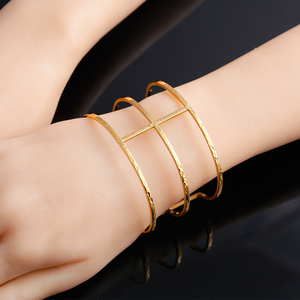 Encanto <span class=keywords><strong>de</strong></span> lujo pulsera exagerada cadena vacía en forma <span class=keywords><strong>de</strong></span> C tres apertura del <span class=keywords><strong>Bar</strong></span> <span class=keywords><strong>de</strong></span> <span class=keywords><strong>las</strong></span> mujeres <span class=keywords><strong>de</strong></span> la pulsera del encanto - Product Image 2