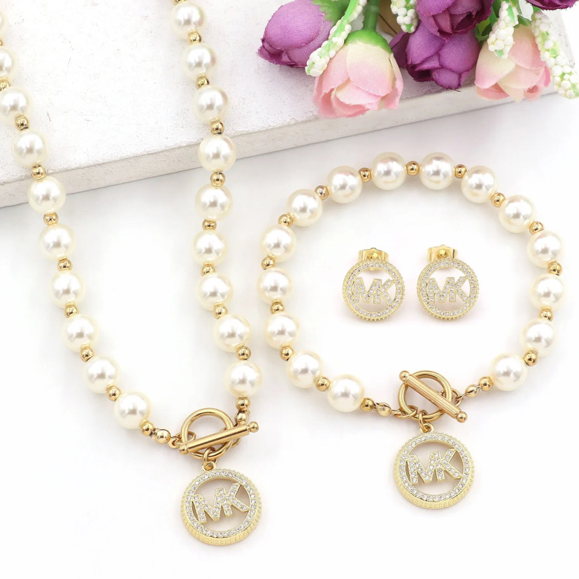 Set di gioielli in oro perlato MK