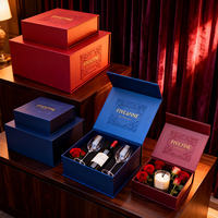 Boîte cadeau magnétique en carton rouge, noir et bleu de luxe avec fermeture magnétique, épaisseur 3 mm, emballage en carton rigide pour la vente au détail