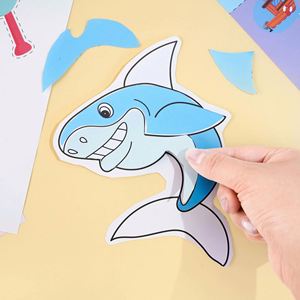 Libro de Actividades de Recortes y Pegatinas para Practicar Habilidades de Corte y Pegado, Crear Animales Oceánicos, Tema de Dibujos Animados Lindos - Product Image 3