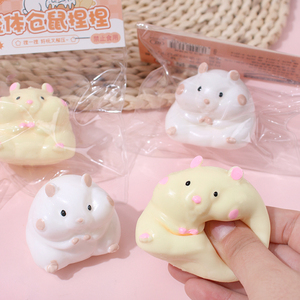 Lindo Ratón Kawaii Mini Hámster, Juguete Antiestrés Elástico para Apretar, Mochi Squishy, Animal de Peluche para Aliviar el Estrés, Material TPR 5-7 - Product Image 5