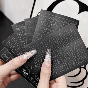 Autocollants creux pour <span class=keywords><strong>ongles</strong></span>, motifs papillon, croix, nuage, trèfle, cœur, lune peinte au pistolet, flocon de neige, carré, pour salon et DIY - Product Image 3