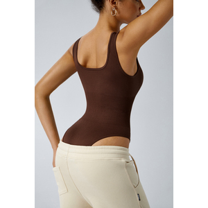 Wintu venta al por mayor de las mujeres de otoño sin mangas transpirable de secado rápido Spandex/Nylon cuello cuadrado elegante monos de una pieza gimnasio - Product Image 1