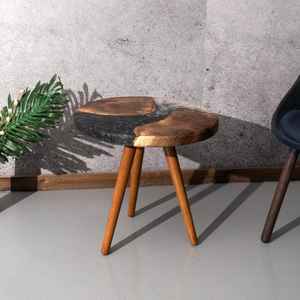 Mesas de Resina y Madera Premium Hechas a Mano con Madera Maciza y Resina Transparente que Ofrecen un Diseño Contemporáneo y Elegante y una Construcción Duradera - Product Image 3