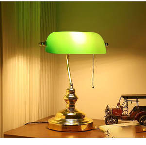 Lámpara de Escritorio Clásica Vintage con Interruptor, Pantalla de Vidrio Verde, Lámparas de Escritorio para Dormitorio, Lectura, Lámpara de Mesa, Lámpara de Noche - Product Image 3