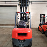 Chariot élévateur à moteur CPC30 avec pneus en caoutchouc massif résistants à l'usure pour ports, briqueteries et travaux de manutention de matériaux