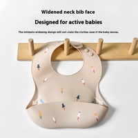 Bavoir de repas pour bébé en silicone super doux et écologique, motif dessin animé imperméable pour l'été, fermeture à bouton antidérapante pour enfants