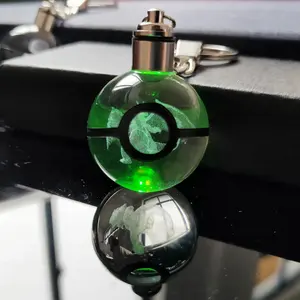 זול סיטונאי 30mm3d לייזר חריטת led אור קריסטל כדור Keychain עם Led אור לילדים של מתנה