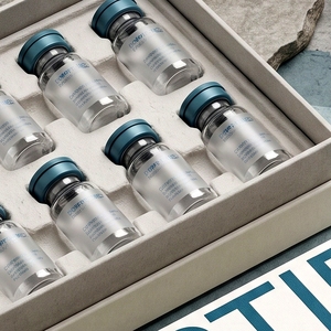 Caixa Rígida Personalizada com Tampa e Base Brancas para Frascos de Peptídeos, 10 Frascos e Logotipo em Papelão com Estampa em Folha Dourada para Cuidados Pessoais - Product Image 2