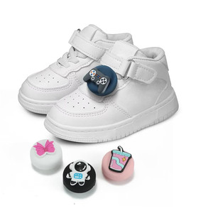 Accessoires de dessin animé créatifs pour coque Apple, coque de protection en silicone, dispositif anti-perte pour <span class=keywords><strong>Air</strong></span> <span class=keywords><strong>Tag</strong></span> Tracker pour enfants et personnes âgées - Product Image 1