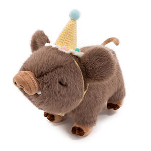 Juguete de peluche de jabalí de dibujos animados súper adorable de alta calidad, gorra de cumpleaños, muñeco de peluche de cerdo realista con algodón PP - Product Image 1