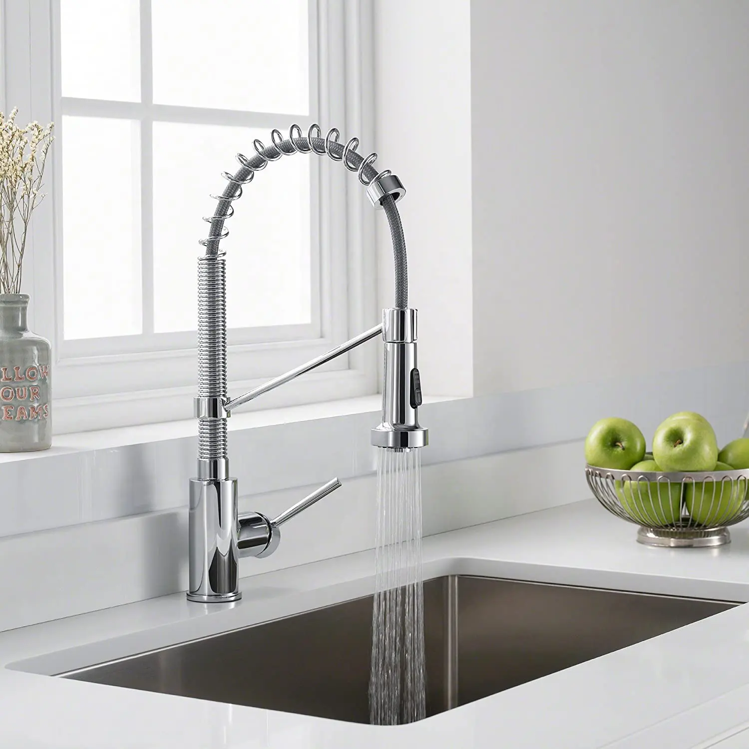 2023 Commercial Kitchen Faucet with Dual Function Pull-Down Sprayhead Chrome