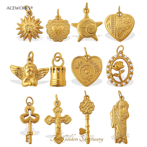 El Santuario Dorado |   Amuletos de Fe y Espiritualidad de Acero Inoxidable Chapado en Oro PVD de 18K |   Colgantes Religiosos para la Creación de Joyas - Product Image 2
