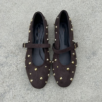Chaussures plates en daim à bout fermé avec rivets, style ballerine, à enfiler, noires et marron, légères et confortables, pour l'été et le printemps, directement de l'usine
