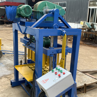 Machine à fabriquer des blocs 5000 KAIDONG QT4-40 semi-automatique pour blocs creux, briques de ciment avec pompe