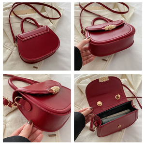 กระเป๋าสะพายข้างหนัง PU ดีไซน์ทันสมัยสำหรับผู้หญิง กระเป๋าสะพายไหล่ทรงสวยหรูสำหรับสาวๆ - Product Image 4