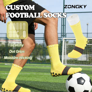 Chaussettes de football personnalisées avec grip en silicone sur toute la semelle, logo brodé, échantillons gratuits, évacuation de l'humidité pour l'entraînement des équipes professionnelles – <span class=keywords><strong>Coupe</strong></span> <span class=keywords><strong>du</strong></span> <span class=keywords><strong>Monde</strong></span> - Product Image 1