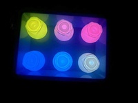 Leuchtender Rosen-Silikon-Vibrator für Frauen Klitoris-Sauger Brustwarzen-Stimulator Erotikspielzeug Großhandel Weiblicher Masturbator