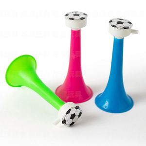 Juguete Antiestrés - Trompetas de Plástico Mini de 13.5cm, Accesorios para Animar en Eventos Deportivos - Product Image 3
