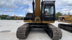 Excavatrice sur chenilles hydraulique Caterpillar 329D2L d'occasion de 29 tonnes avec faible consommation de carburant - Product Image 3